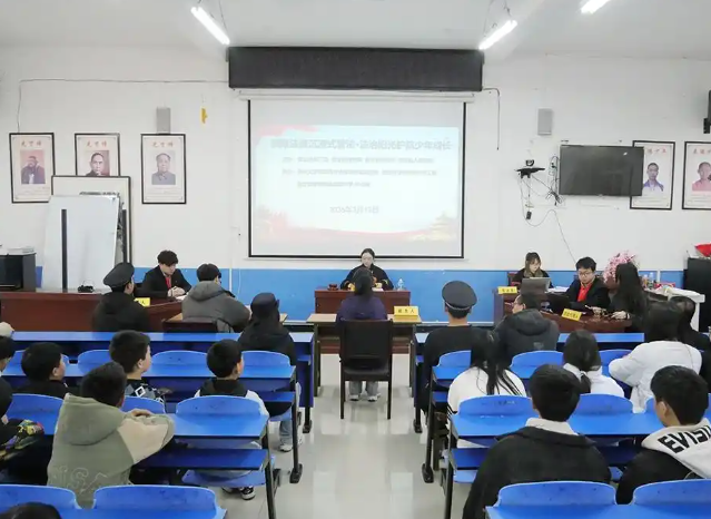 深化提醒了网络陷阱对青少年的潜在损害具有很强的警示和教育