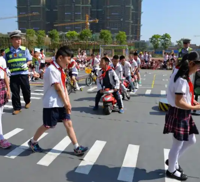护学整治针对初中生所面对的常见交