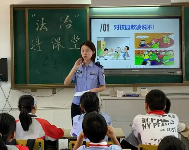校园深化德育精细化管理赋能学生自主办理体系建造的重要行动 校园深化德育精细化管理赋能学生自主办理体系建造的重要行动