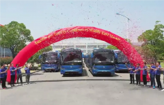 十年的合作也让亚星客车成为沙特市